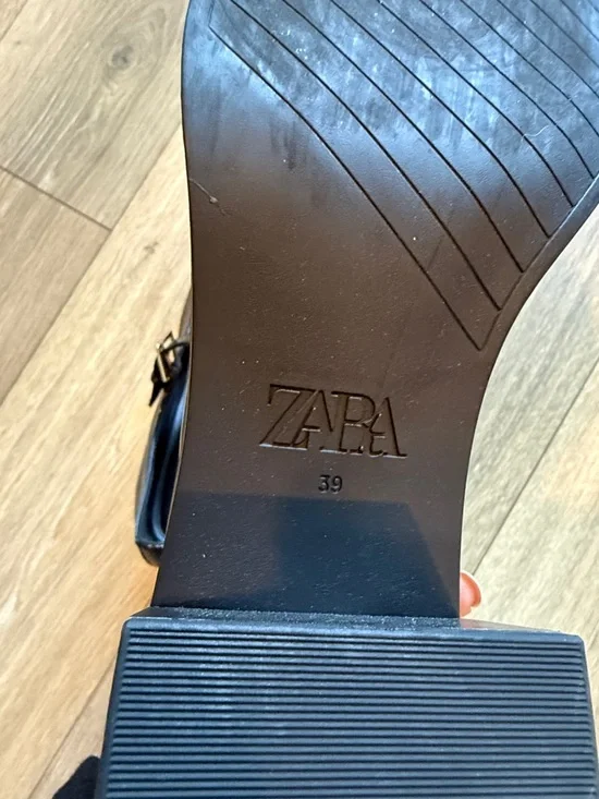 Zara Black Patent Mary Jane Block Heel Shoes - Picture 12 of 13